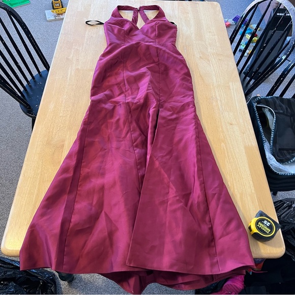 ALFRED SUNG v neck halter satin trumpet grown in Deep Red Maxi Dress - Picture 3 of 13